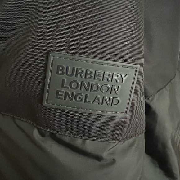 Burberry Reversible checked Puffer Jacket - Picture 4 of 5